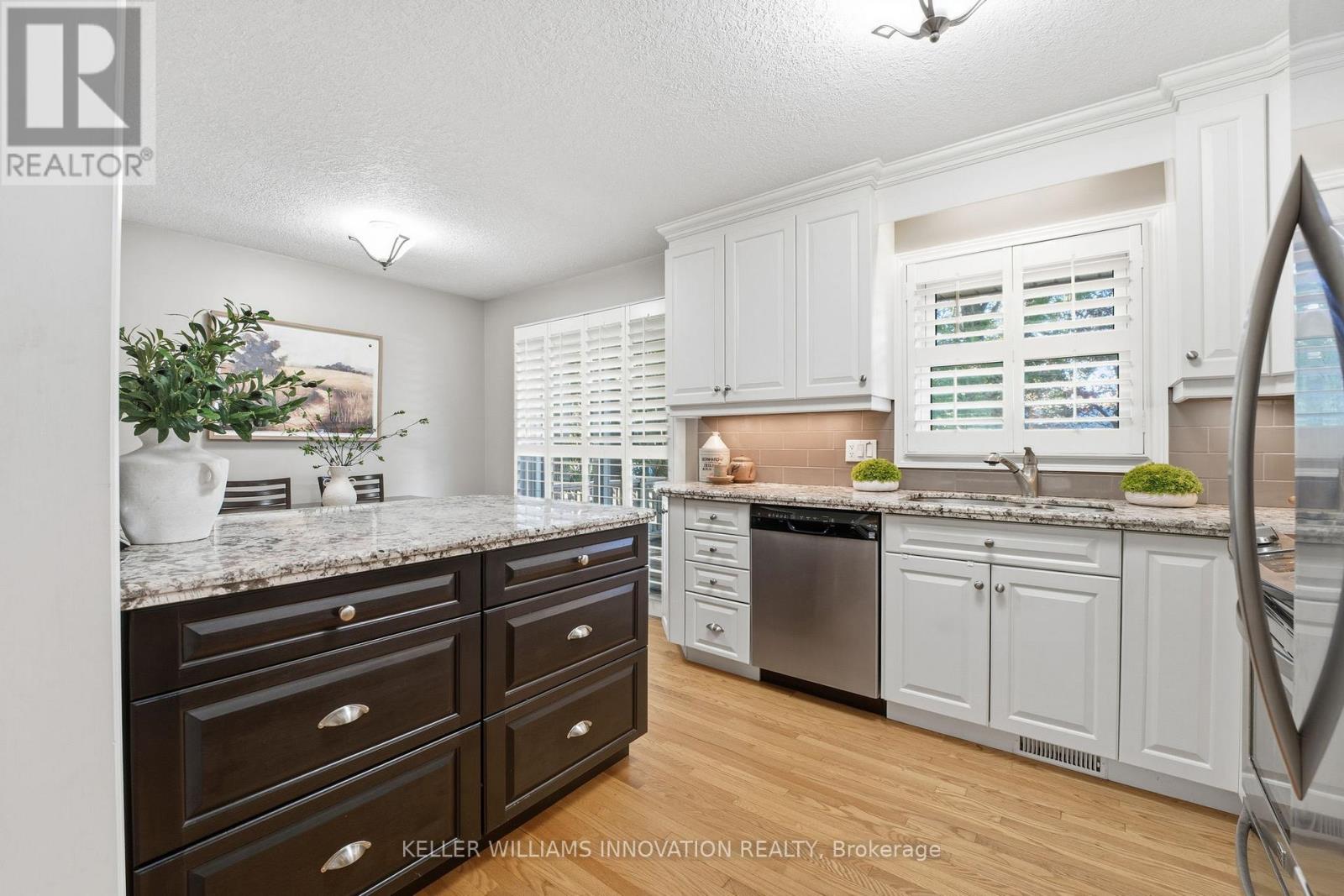 37 Kensington Avenue, Kitchener, Ontario  N2B 1J5 - Photo 11 - X12476179