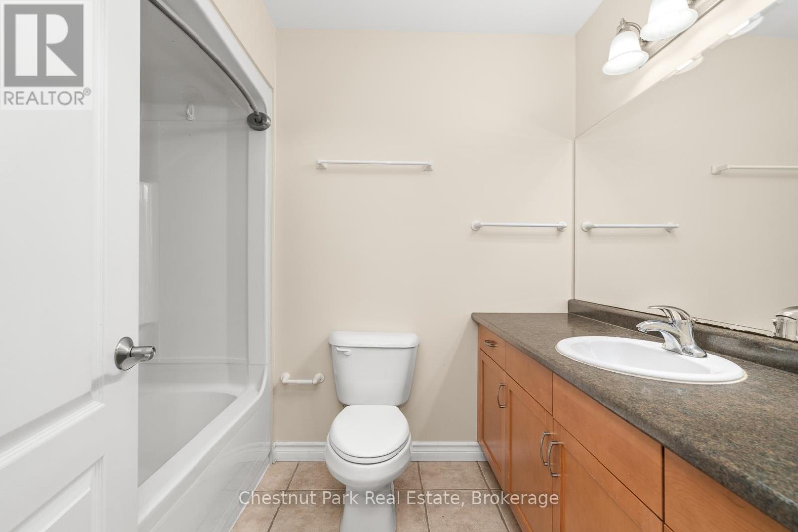 3 - 37 Silver Street, Huntsville, Ontario  P1H 1M2 - Photo 27 - X12477903