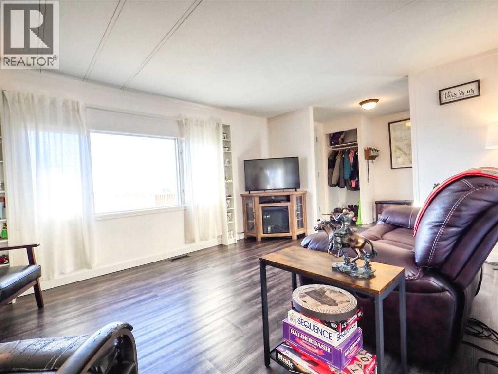 315 3 Avenue, Torrington, Alberta  T0M 2B0 - Photo 16 - A2266387