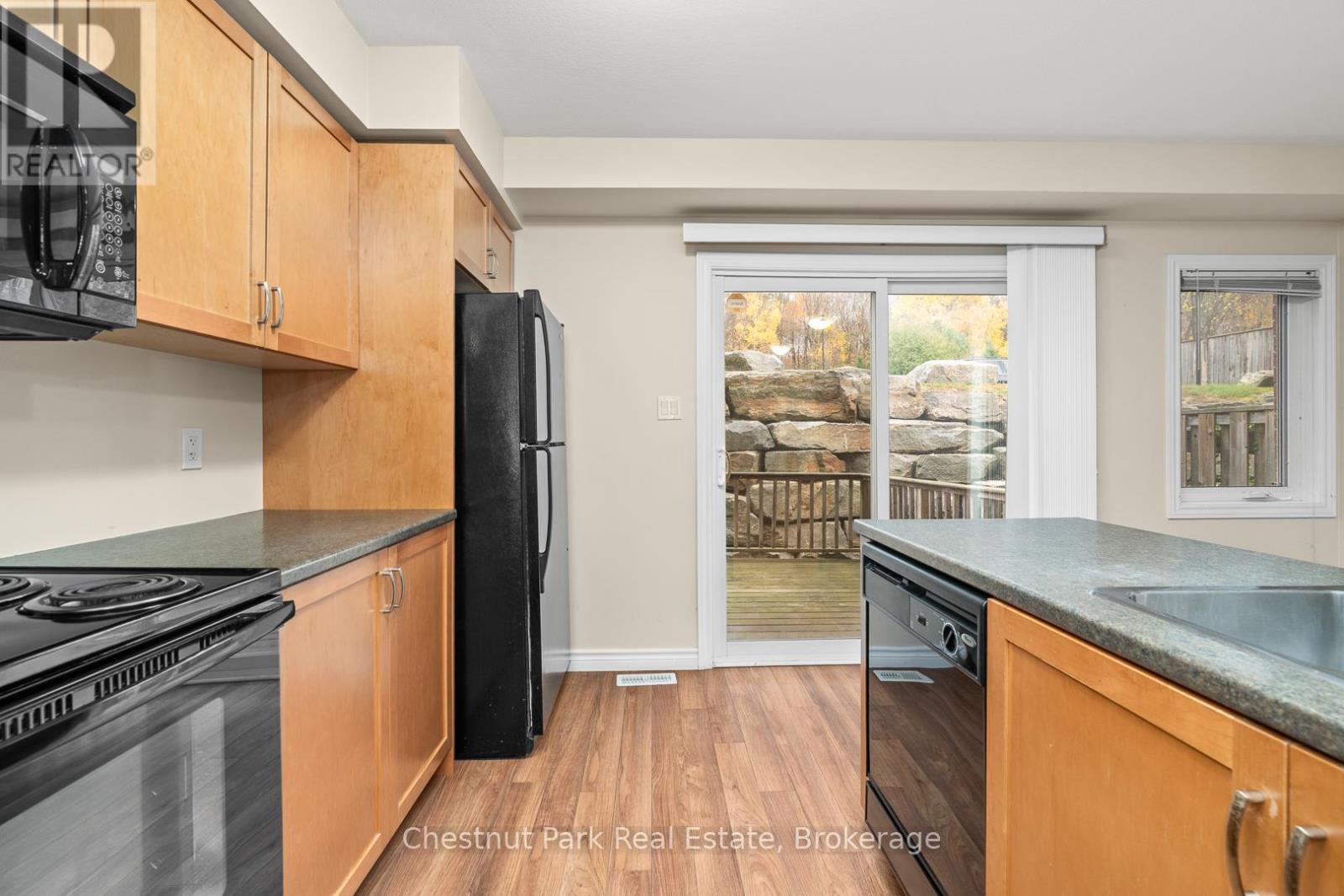 3 - 37 Silver Street, Huntsville, Ontario  P1H 1M2 - Photo 13 - X12477903