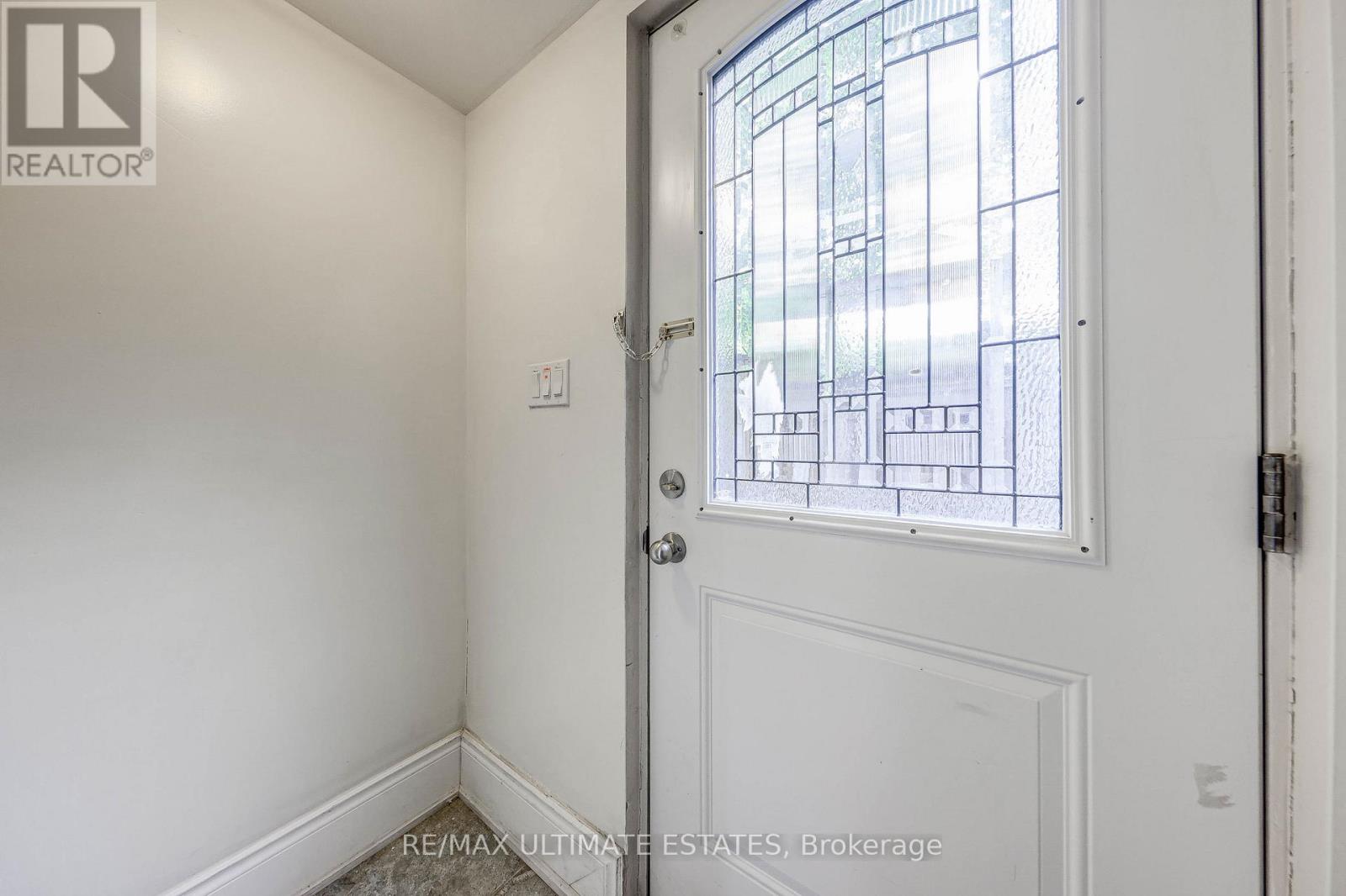 19 Bonnington Place, Toronto, Ontario  M2N 4V2 - Photo 42 - C12472987
