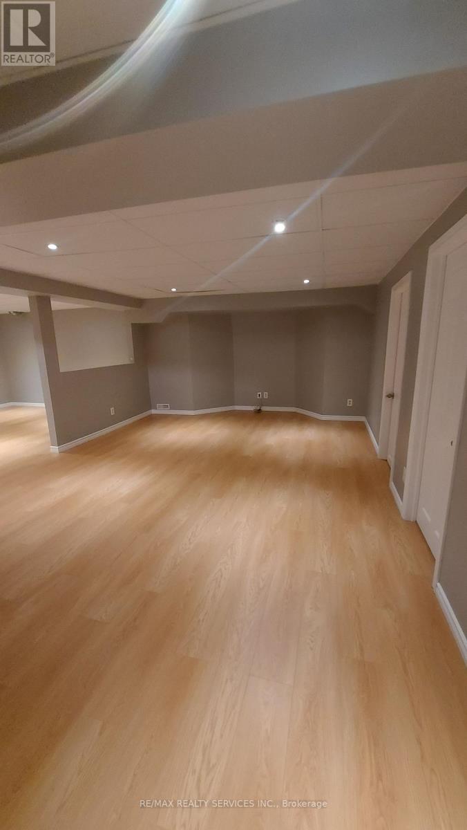 26 Hacienda Court, Brampton, Ontario  L6Z 3J1 - Photo 38 - W12348242
