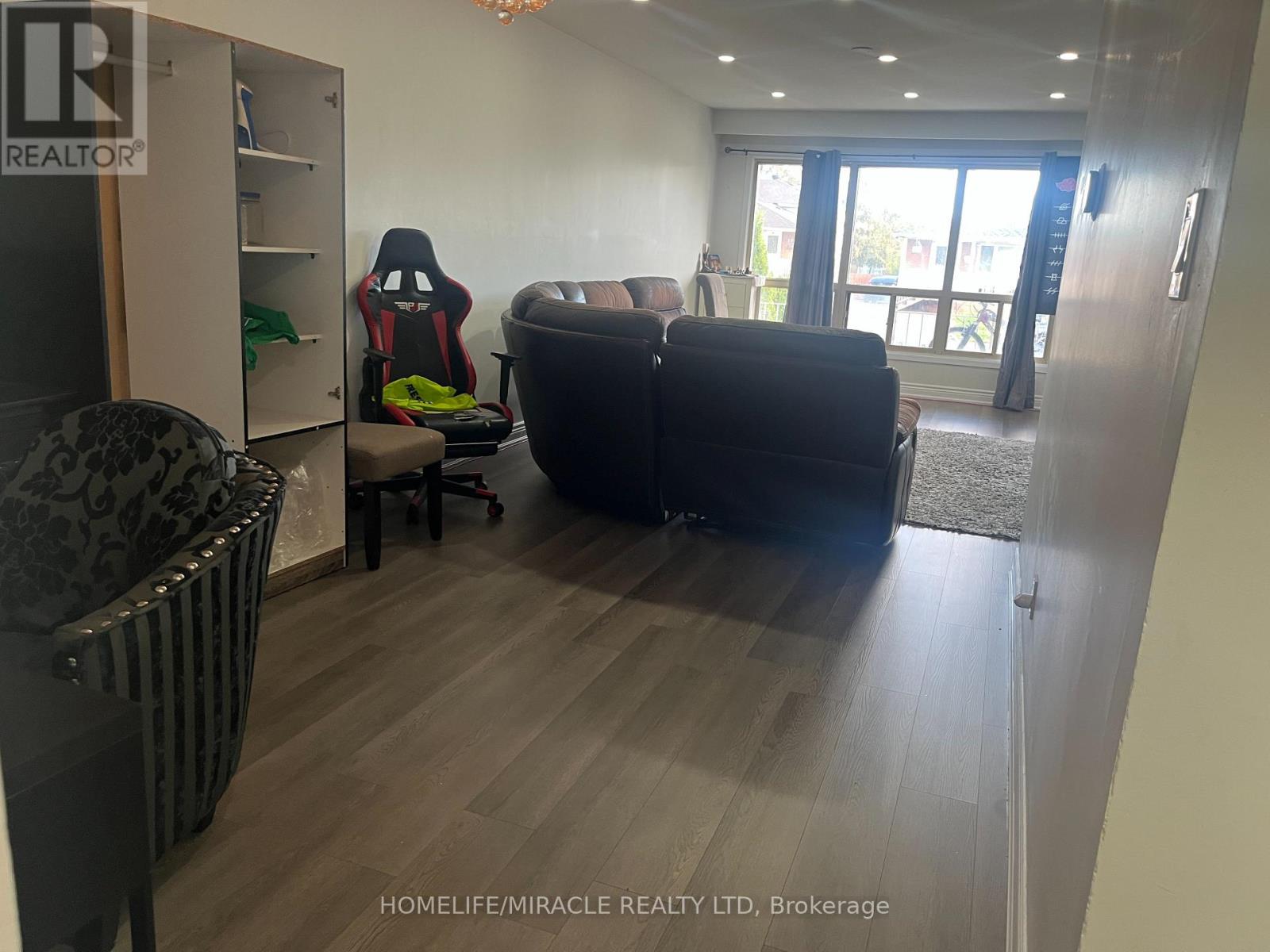 Unknown Address, ,     - Photo 4 - W12453884