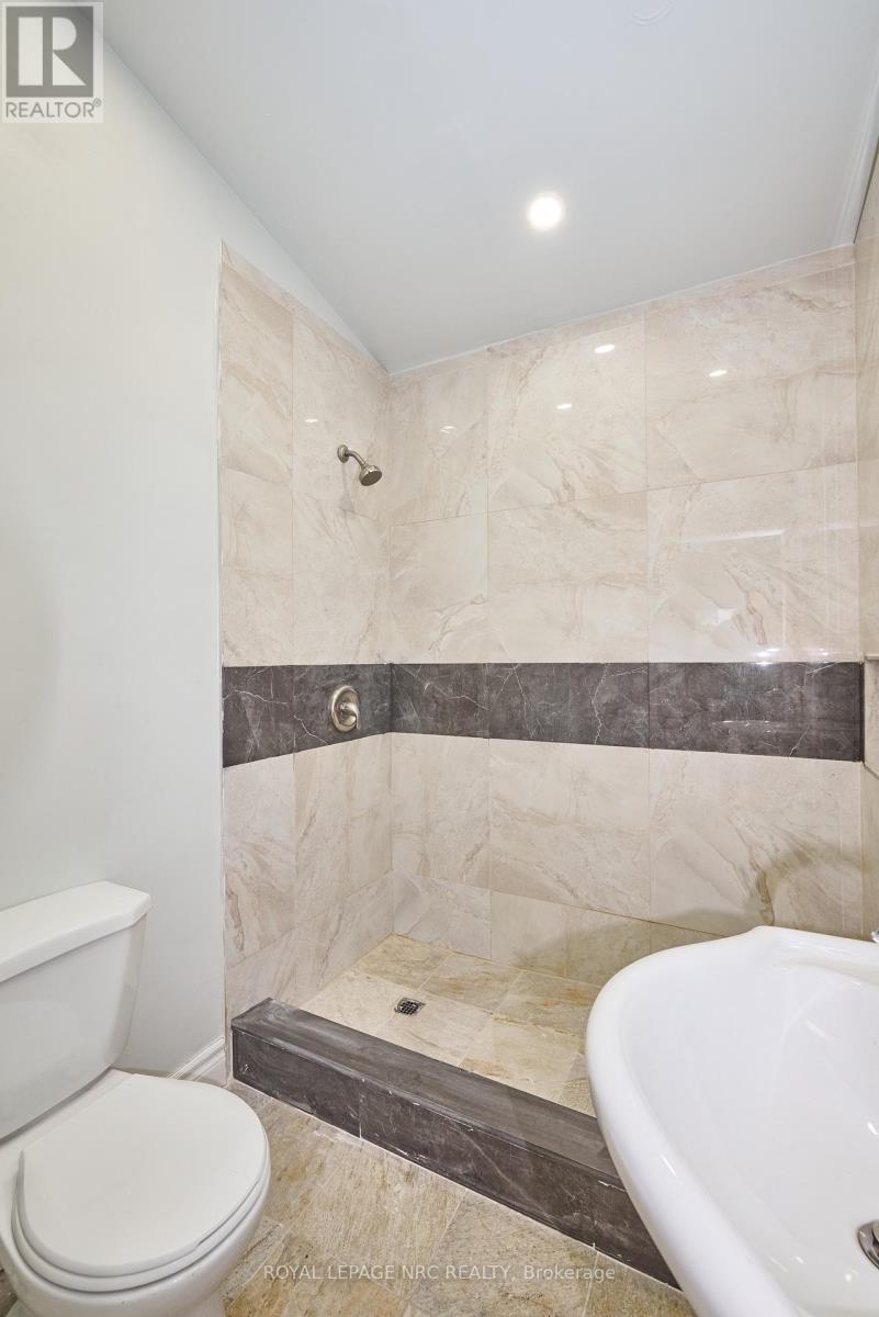 6673 Huggins Street, Niagara Falls, Ontario  L2J 1H5 - Photo 35 - X12477928