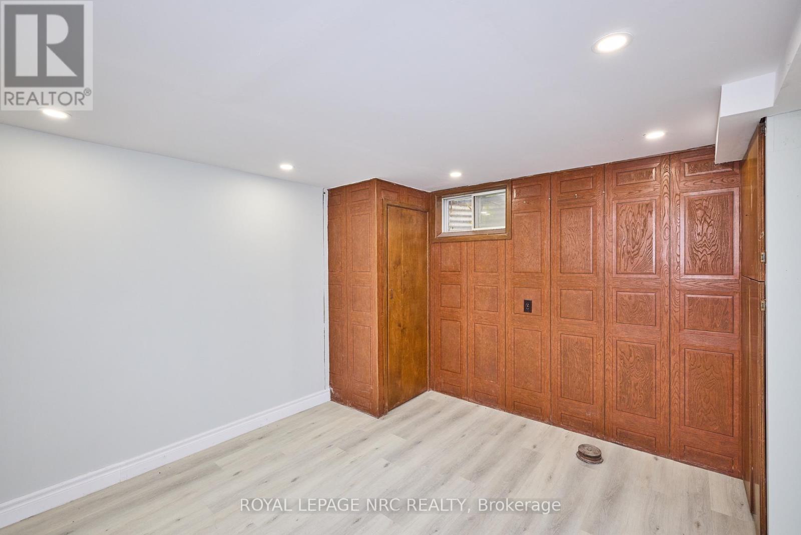 6673 Huggins Street, Niagara Falls, Ontario  L2J 1H5 - Photo 39 - X12477928