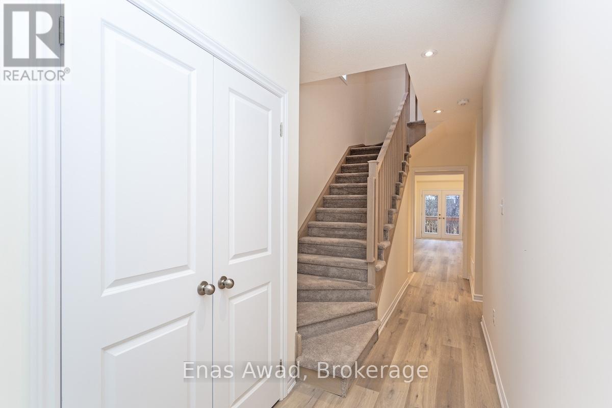 55 Jell Street, Guelph (Kortright East), Ontario  N1L 0R6 - Photo 8 - X12478008