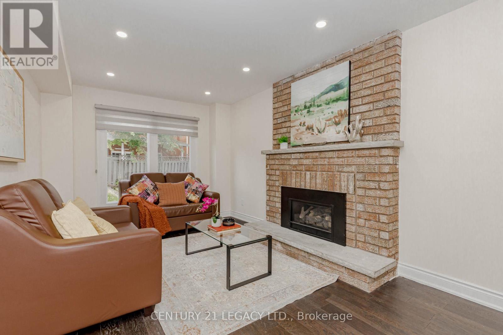 30 Diane Court, Brampton, Ontario  L6Y 3E2 - Photo 14 - W12477518