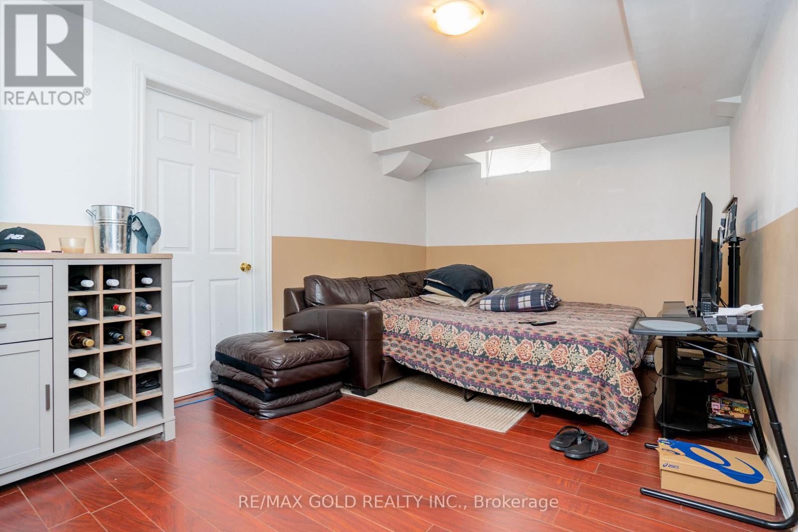 34 Jingle Crescent, Brampton, Ontario  L6S 0B2 - Photo 29 - W12477724