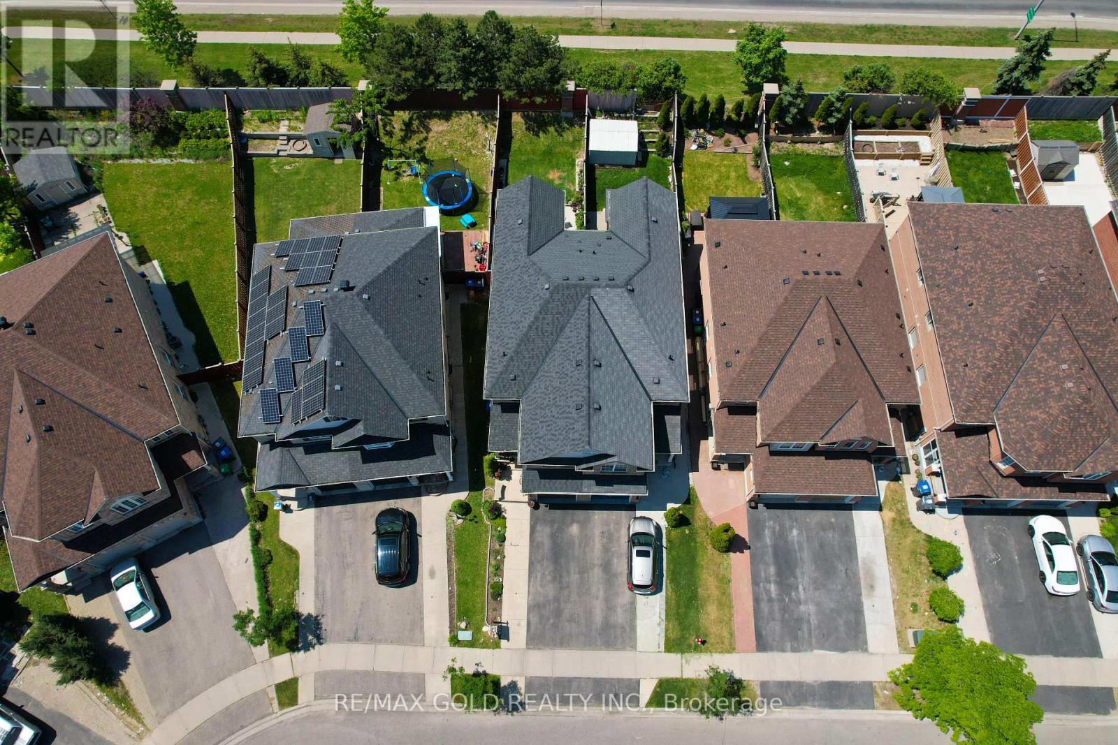 34 Jingle Crescent, Brampton, Ontario  L6S 0B2 - Photo 34 - W12477724