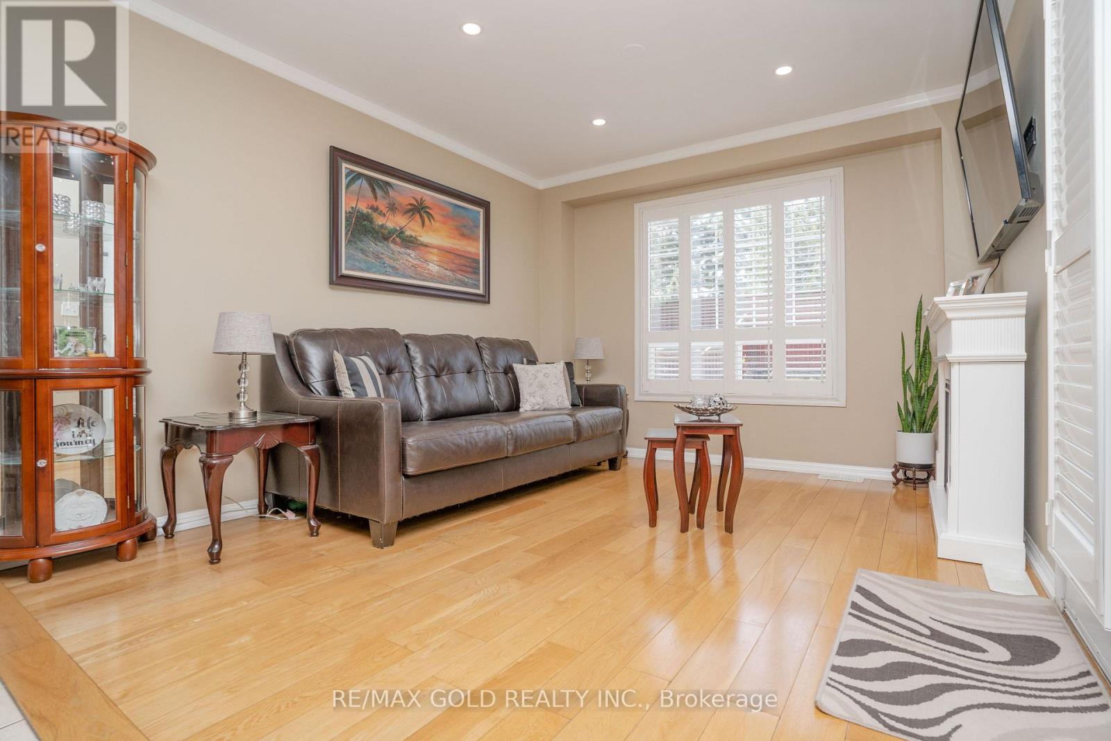 34 Jingle Crescent, Brampton, Ontario  L6S 0B2 - Photo 16 - W12477724