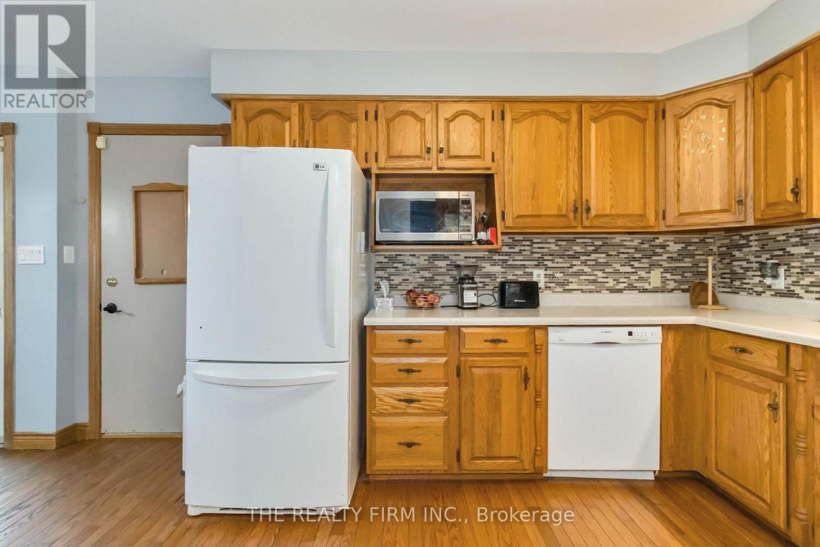 1132 Iroquois Crescent, Woodstock, Ontario  N4T 1C3 - Photo 11 - X12439764