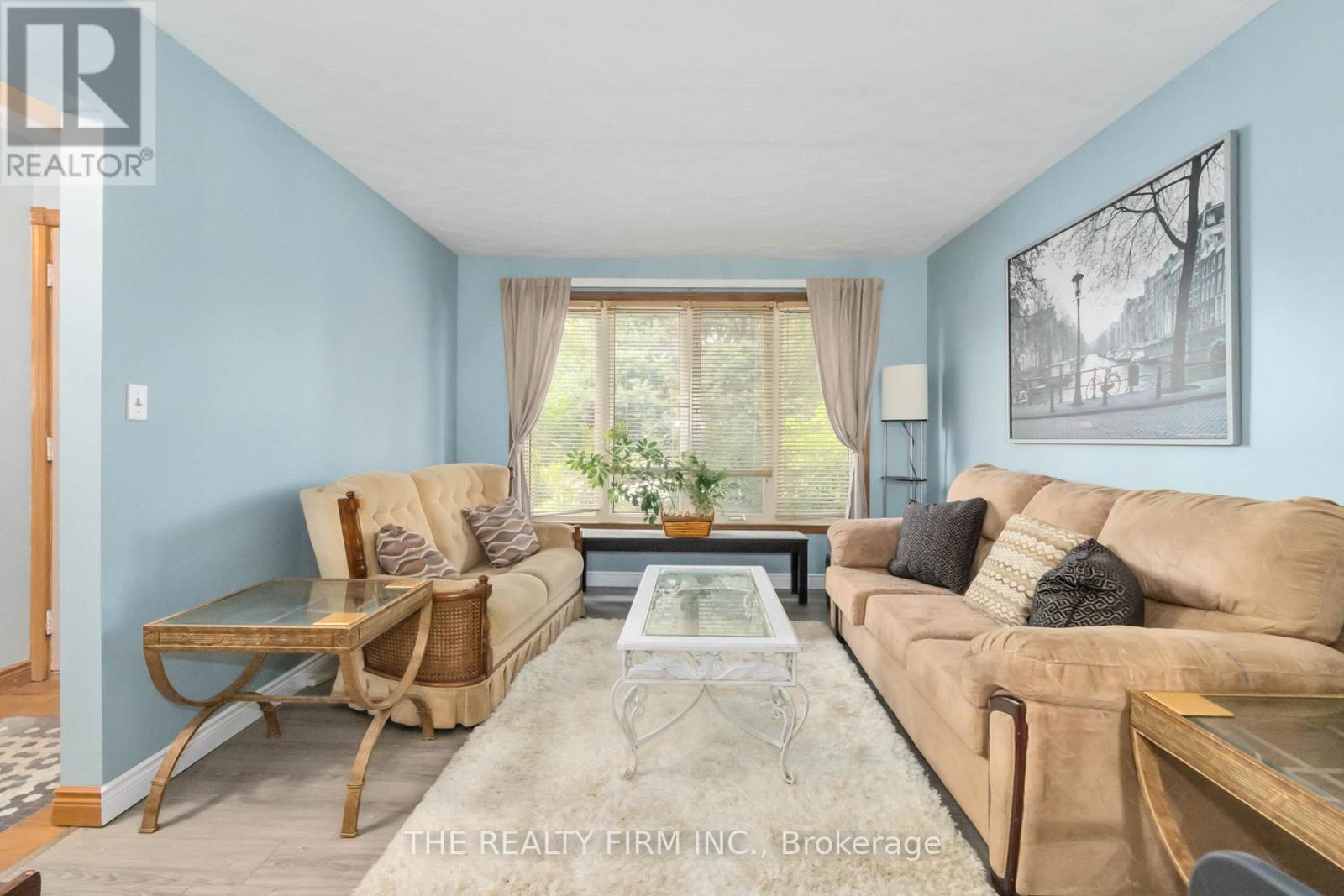 1132 Iroquois Crescent, Woodstock, Ontario  N4T 1C3 - Photo 7 - X12439764