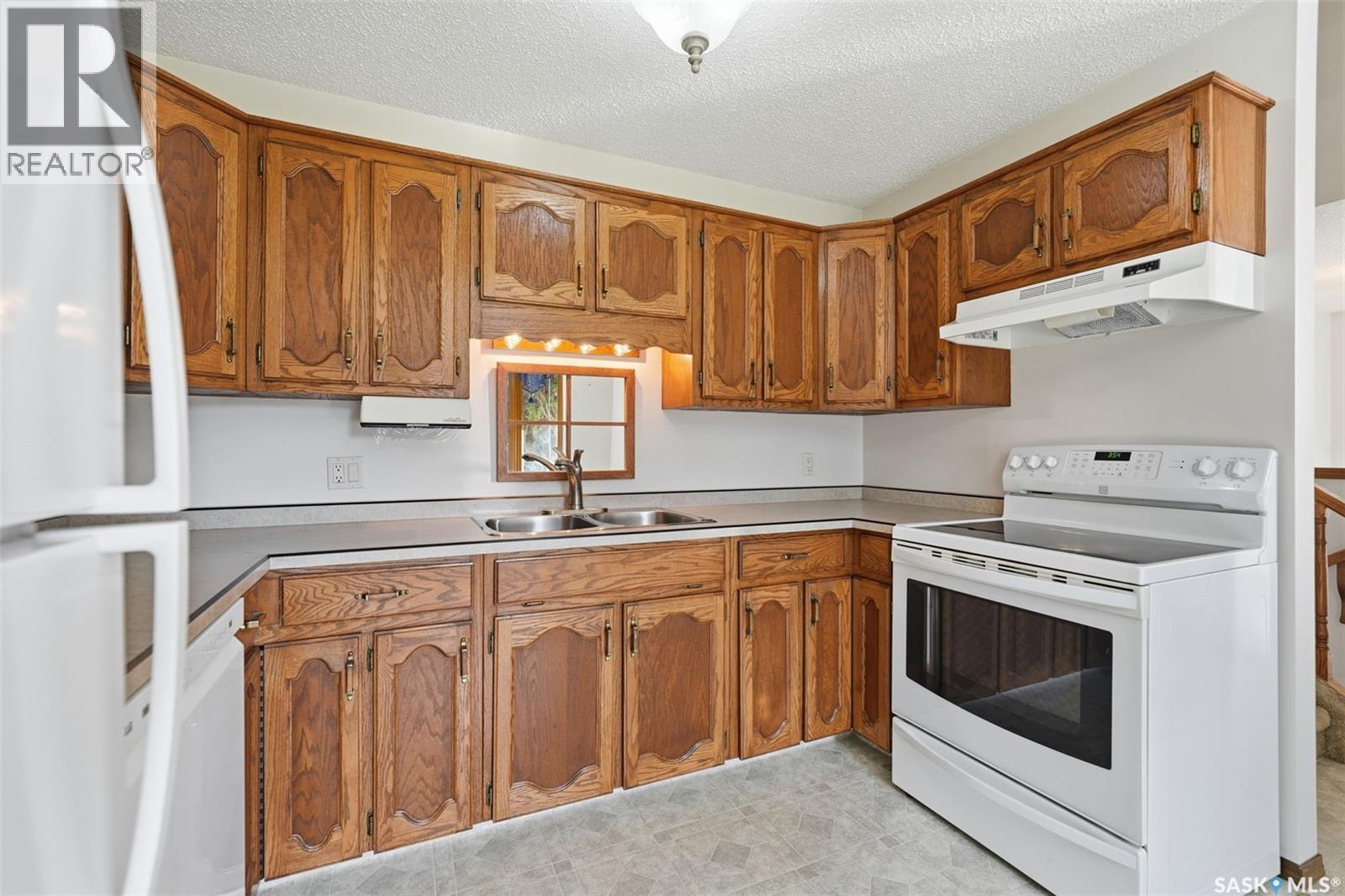 207 Nemeiben Road, Saskatoon, Saskatchewan  S7J 4S8 - Photo 11 - SK021543