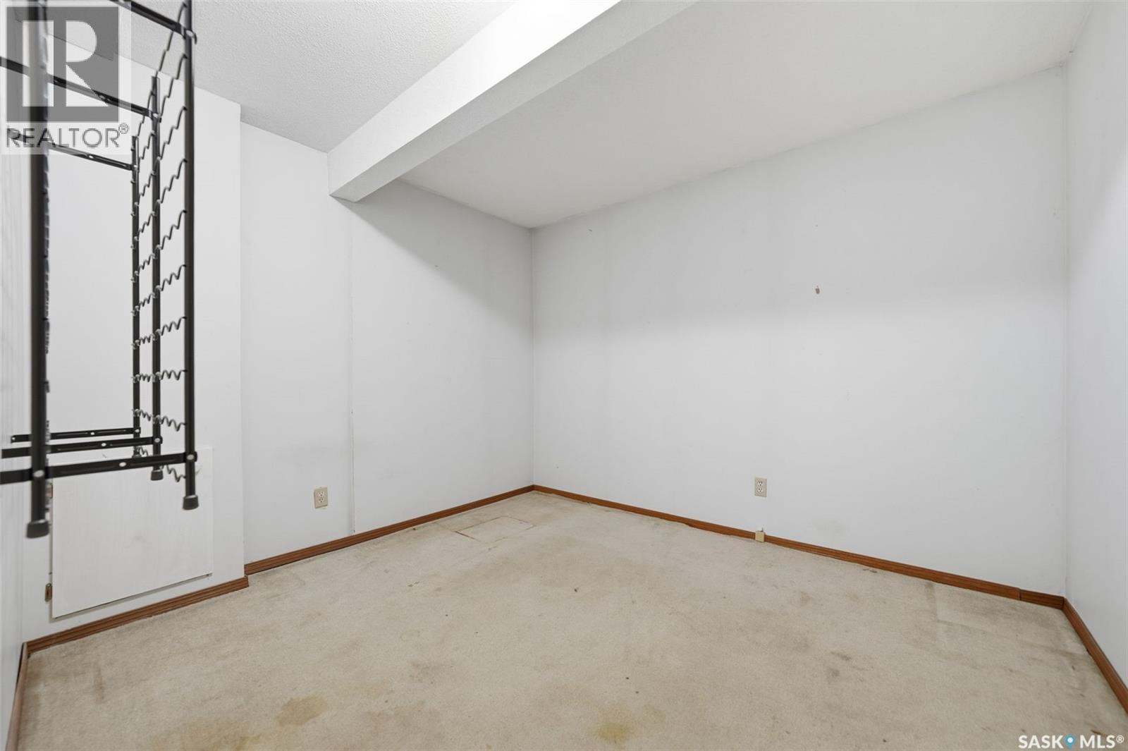 207 Nemeiben Road, Saskatoon, Saskatchewan  S7J 4S8 - Photo 24 - SK021543