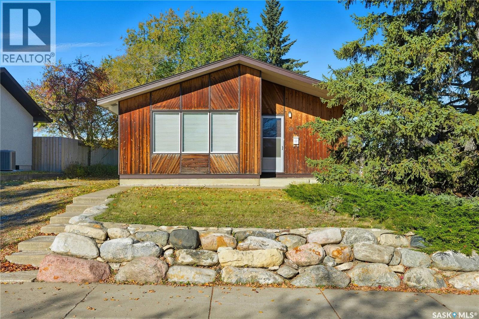 91 Howell AVENUE, Saskatoon, Saskatchewan