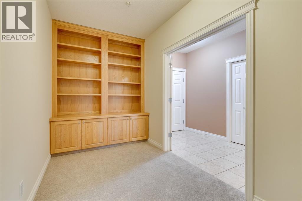 304, 10 Hemlock Crescent Sw, Calgary, Alberta  T3C 2Z1 - Photo 4 - A2251970