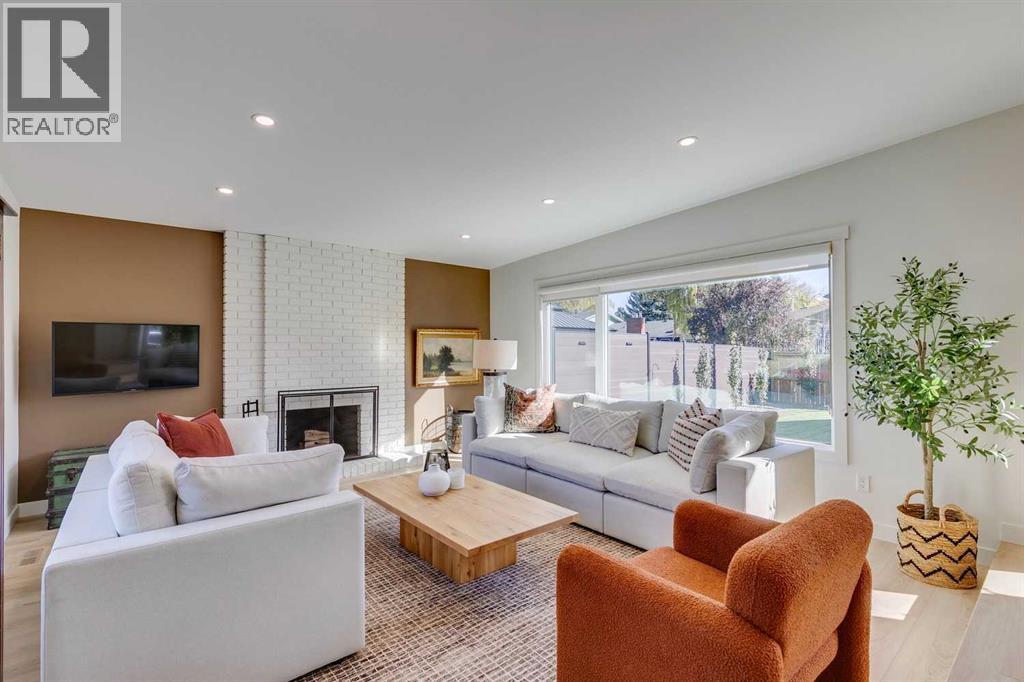 419 Parkview Crescent Se, Calgary, Alberta  T2J 4N8 - Photo 4 - A2264258