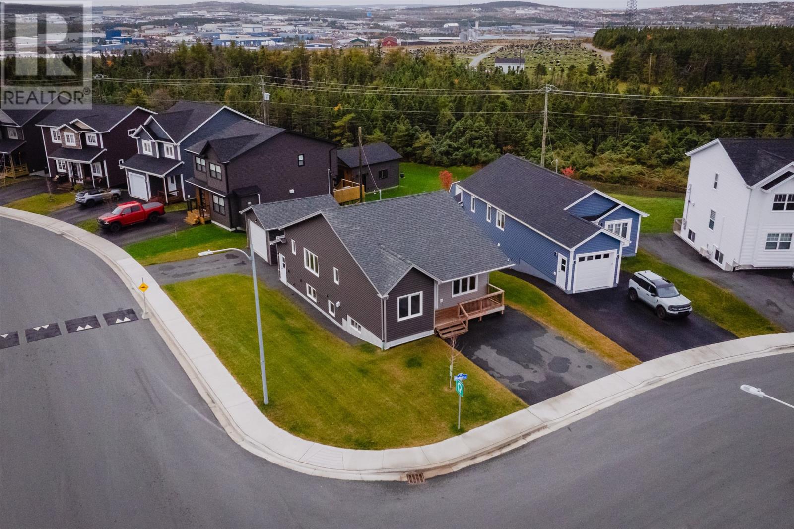 18 Badger Place, Mount Pearl, Newfoundland & Labrador  A1N 0K4 - Photo 1 - 1291819