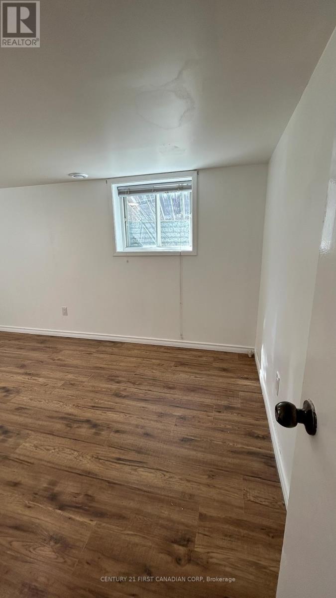 Unit 3 - Lower - 1473 Adelaide Street N, London North, Ontario  N5X 1K3 - Photo 22 - X12478094