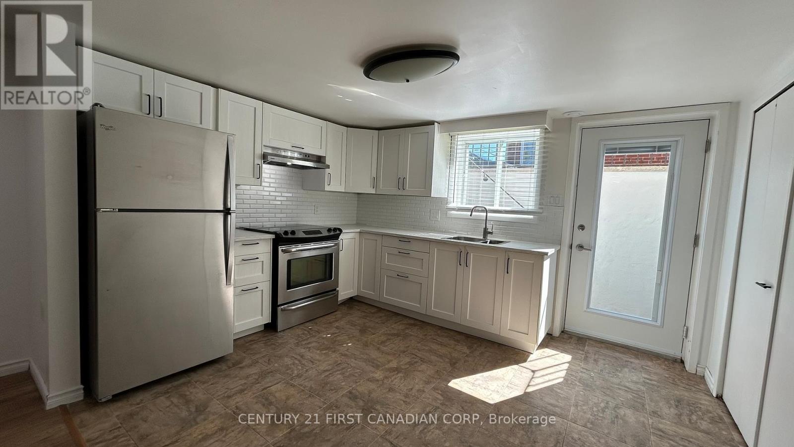 Unit 3 - Lower - 1473 Adelaide Street N, London North, Ontario  N5X 1K3 - Photo 9 - X12478094