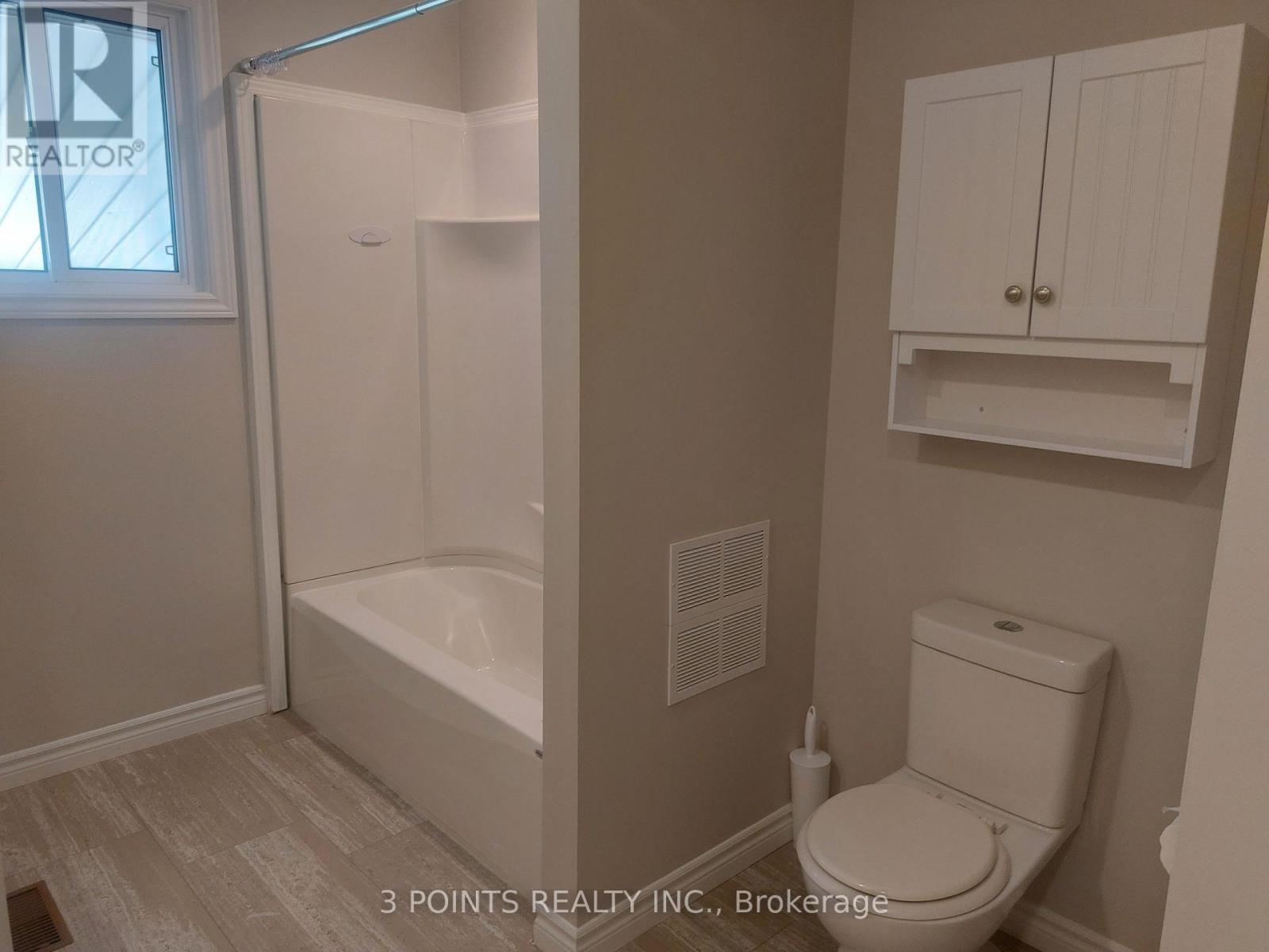 377 South Street S, Goderich, Ontario  N7A 3M7 - Photo 11 - X12478119