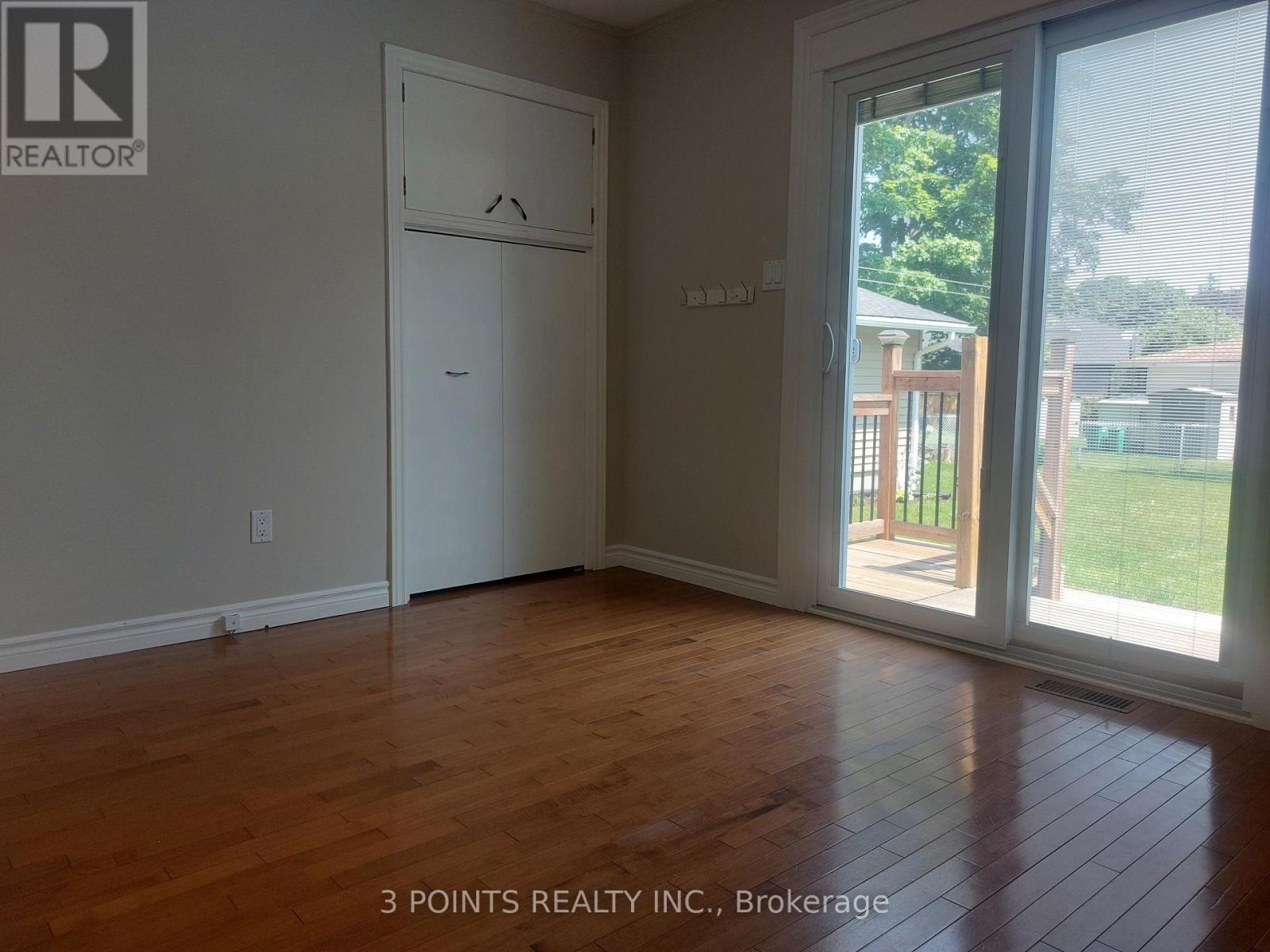 377 South Street S, Goderich, Ontario  N7A 3M7 - Photo 14 - X12478119
