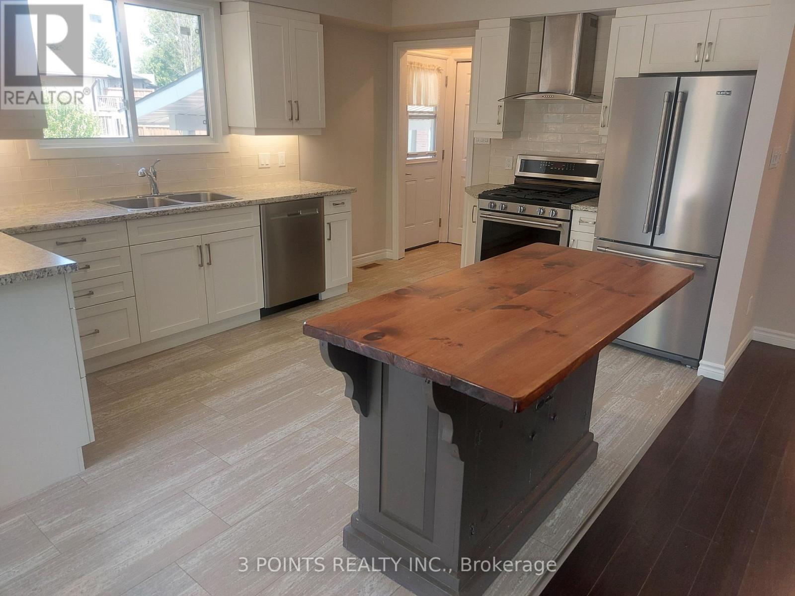 377 South Street S, Goderich, Ontario  N7A 3M7 - Photo 6 - X12478119