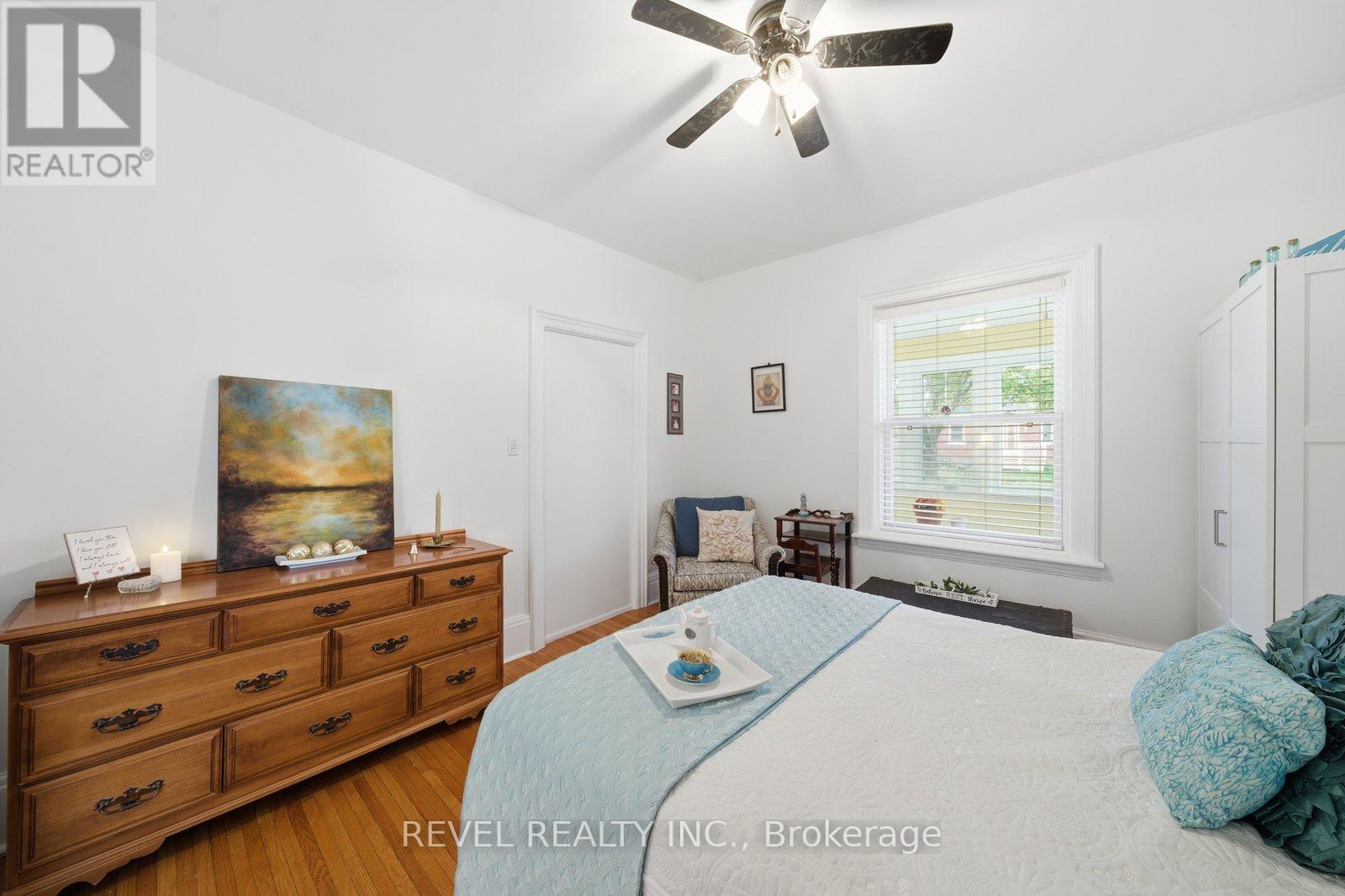 94 Elgin Street, Kawartha Lakes, Ontario  K9V 3W7 - Photo 24 - X12477359
