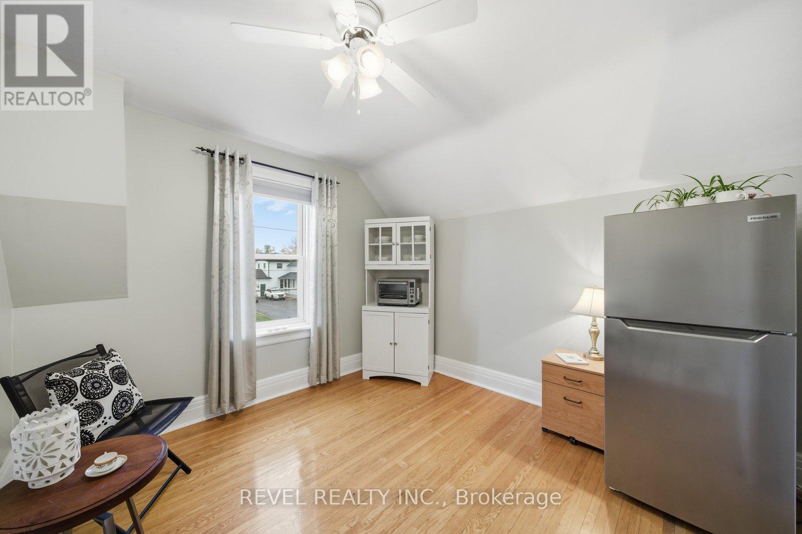 94 Elgin Street, Kawartha Lakes, Ontario  K9V 3W7 - Photo 31 - X12477359