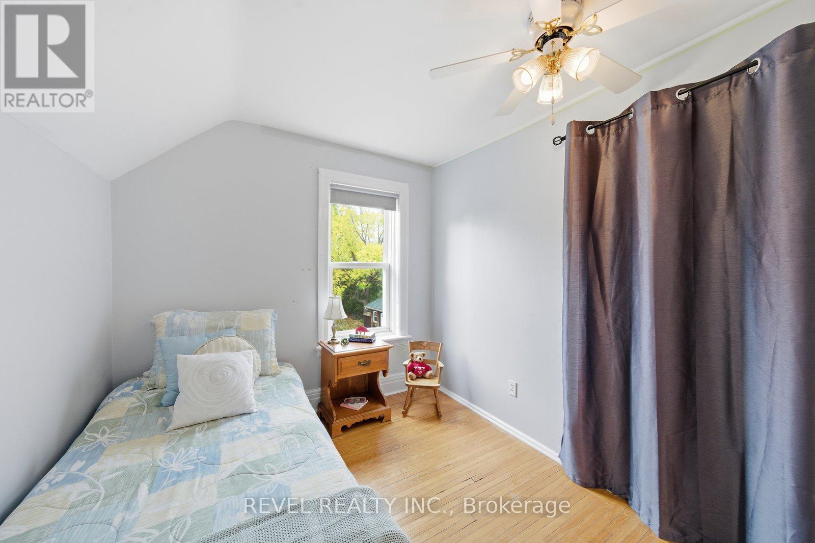 94 Elgin Street, Kawartha Lakes, Ontario  K9V 3W7 - Photo 34 - X12477359