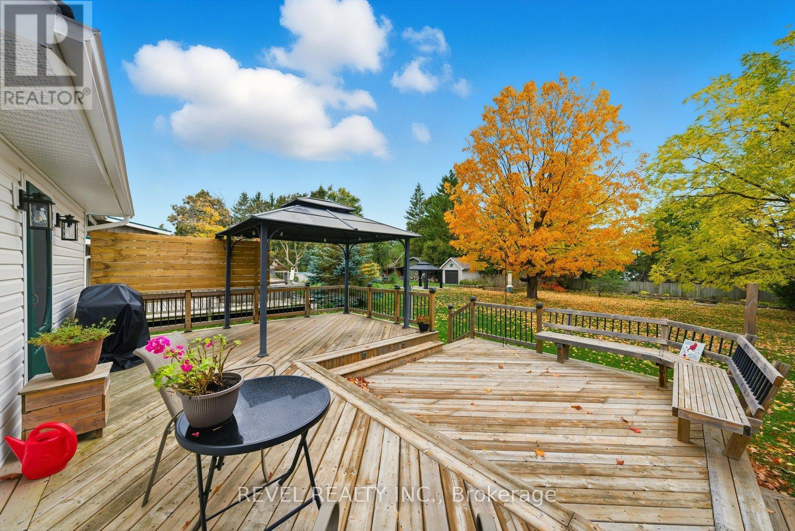 94 Elgin Street, Kawartha Lakes, Ontario  K9V 3W7 - Photo 44 - X12477359