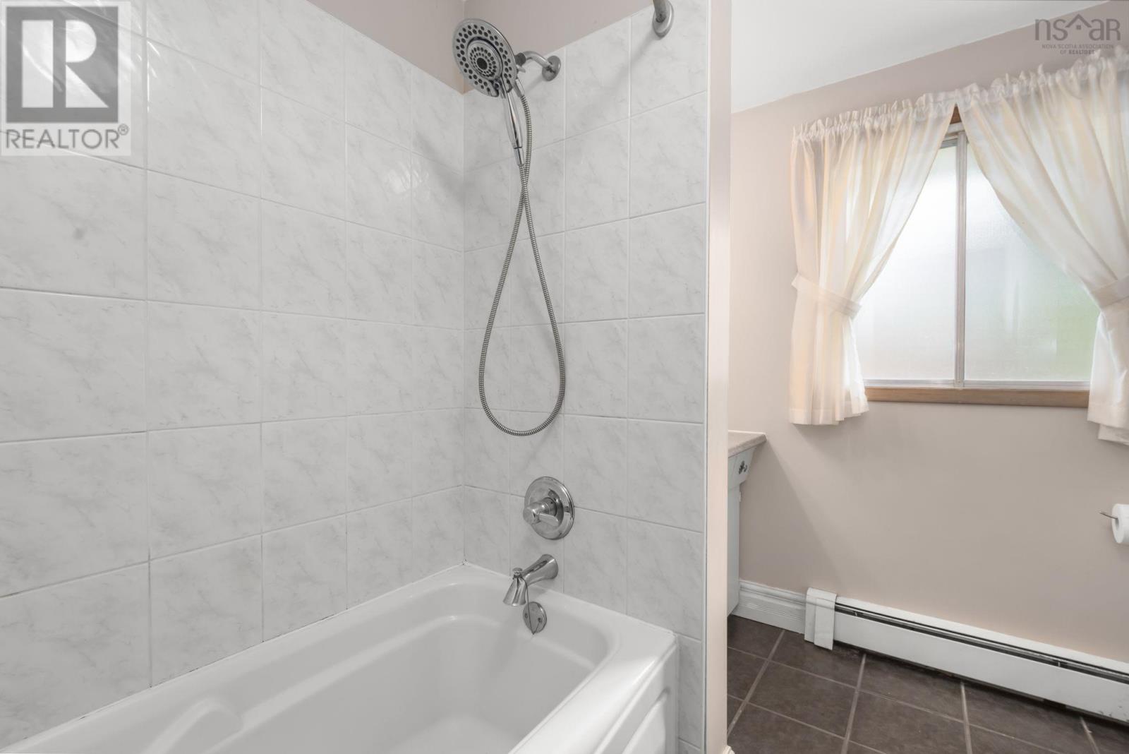 9 Tobin Drive, Dartmouth, Nova Scotia  B2W 1W9 - Photo 24 - 202526414