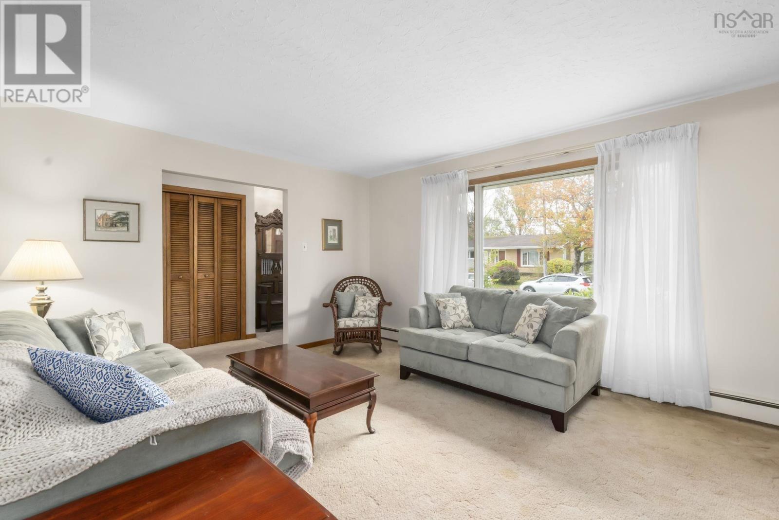 9 Tobin Drive, Dartmouth, Nova Scotia  B2W 1W9 - Photo 4 - 202526414