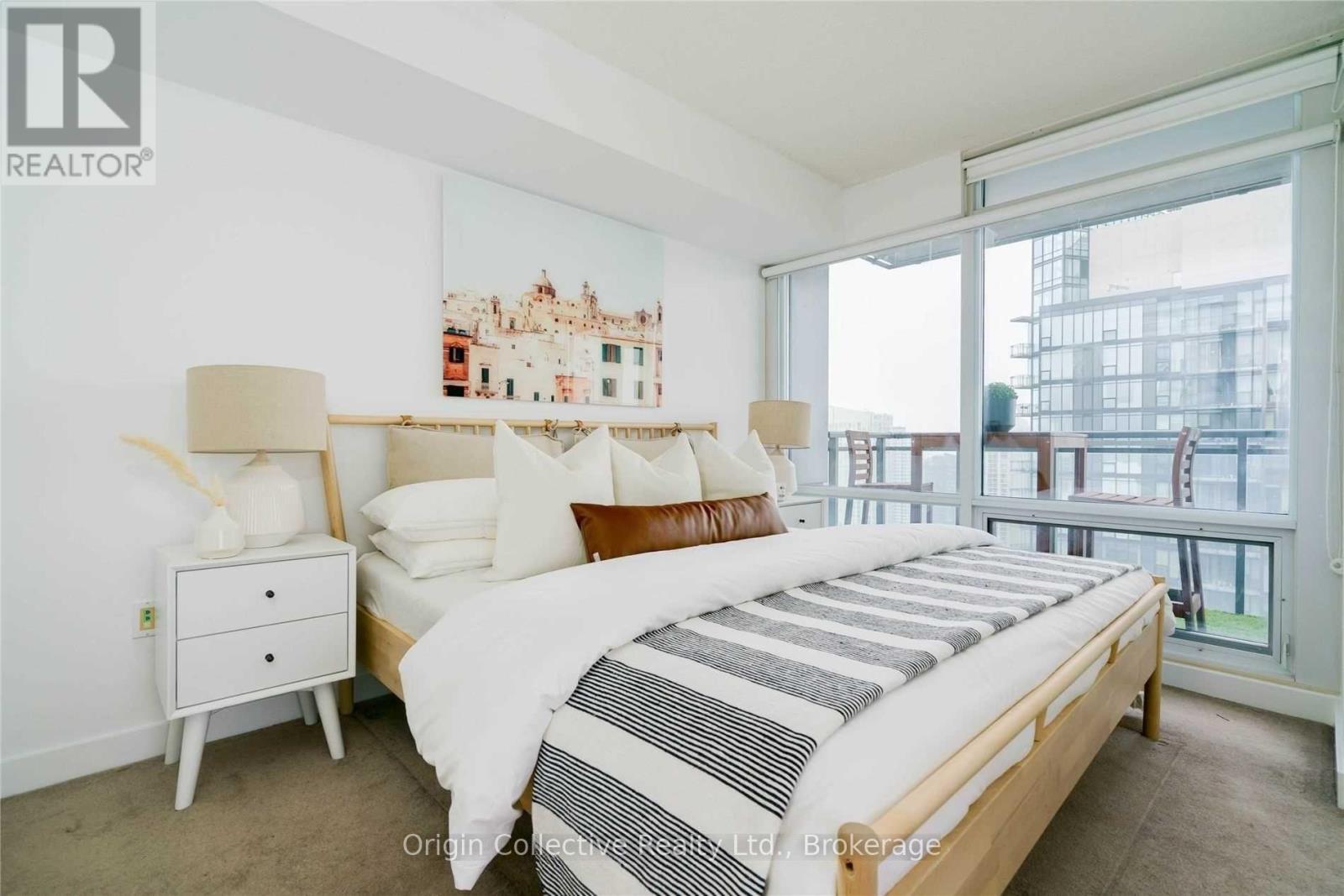 4010 - 25 Telegram Mews, Toronto, Ontario  M5V 3Z1 - Photo 14 - C12477779
