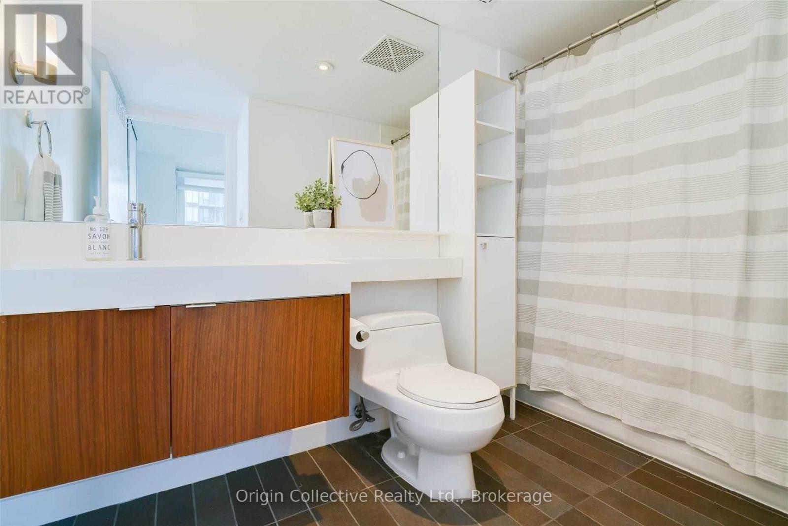 4010 - 25 Telegram Mews, Toronto, Ontario  M5V 3Z1 - Photo 15 - C12477779