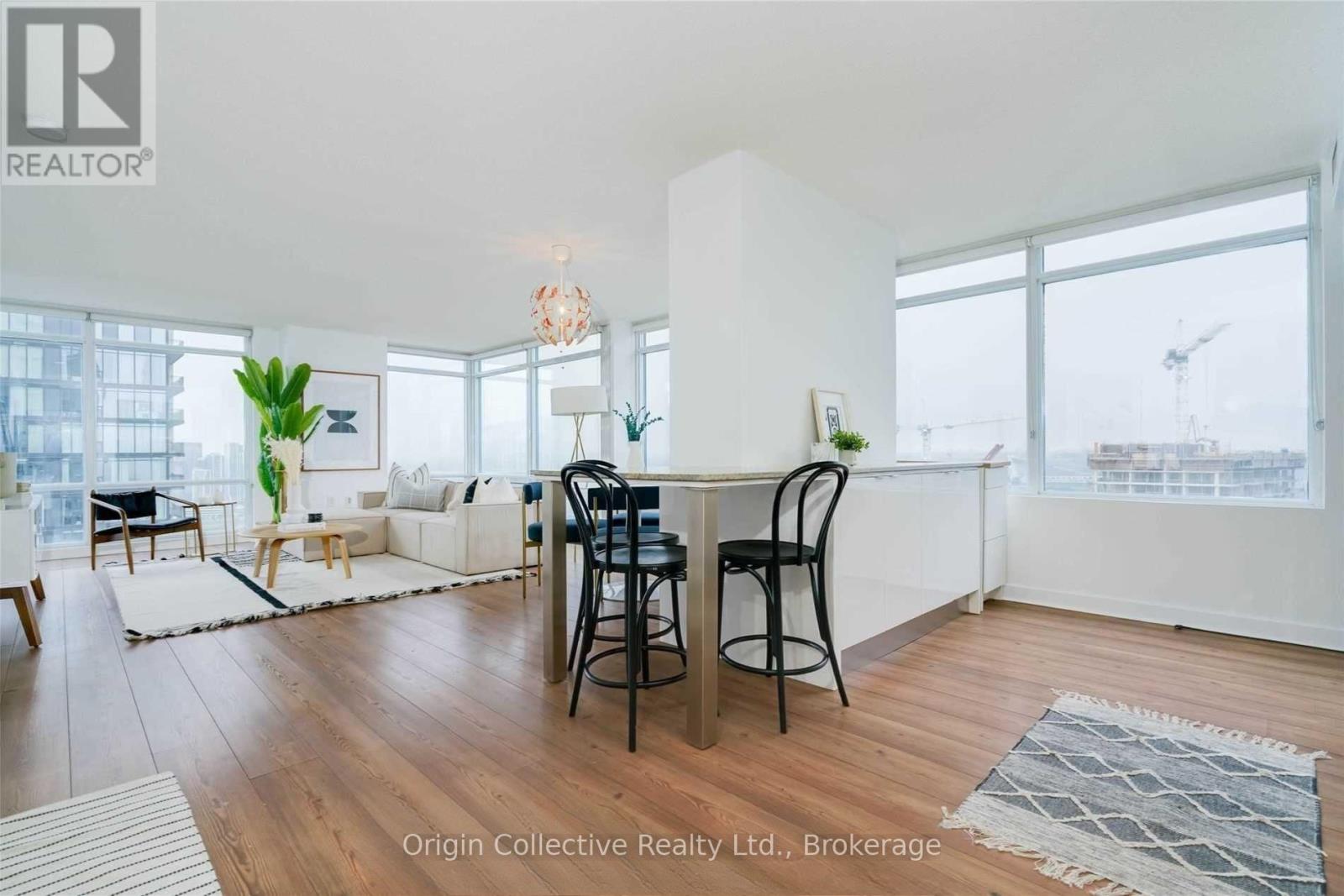 4010 - 25 Telegram Mews, Toronto, Ontario  M5V 3Z1 - Photo 7 - C12477779