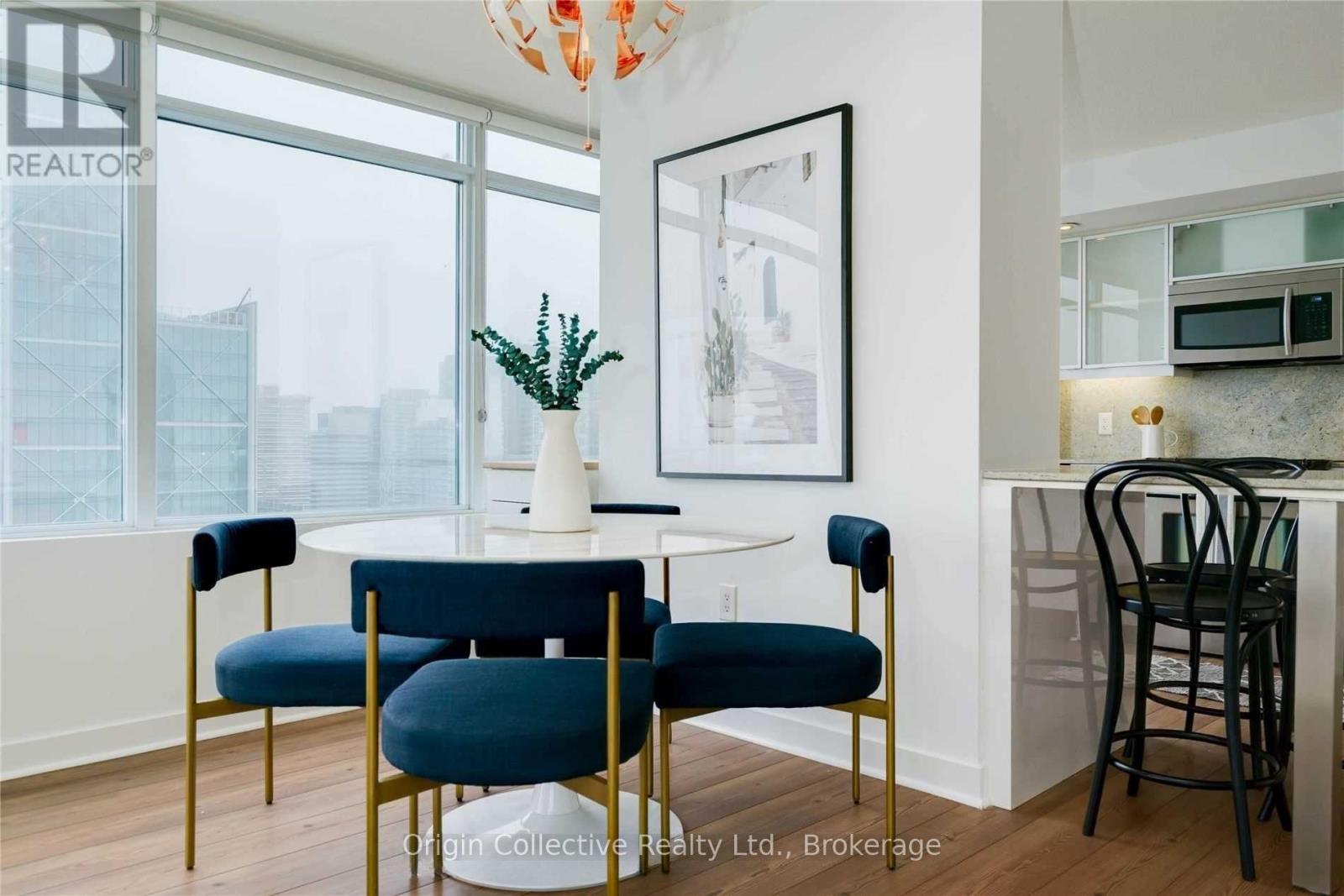 4010 - 25 Telegram Mews, Toronto, Ontario  M5V 3Z1 - Photo 8 - C12477779