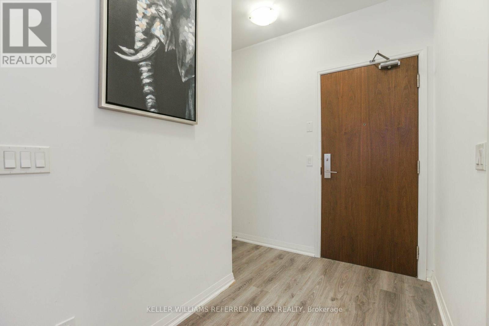 212 - 8 Mercer Street, Toronto, Ontario  M5V 0C4 - Photo 5 - C12477822