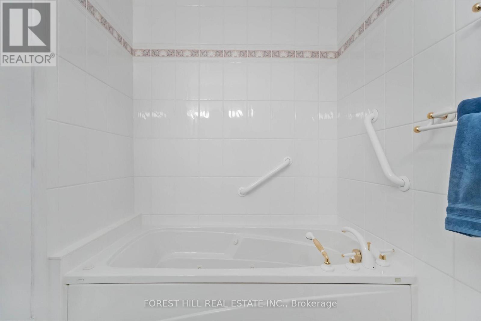 5 Ames Gate, Toronto, Ontario  M3B 3C3 - Photo 13 - C12477870
