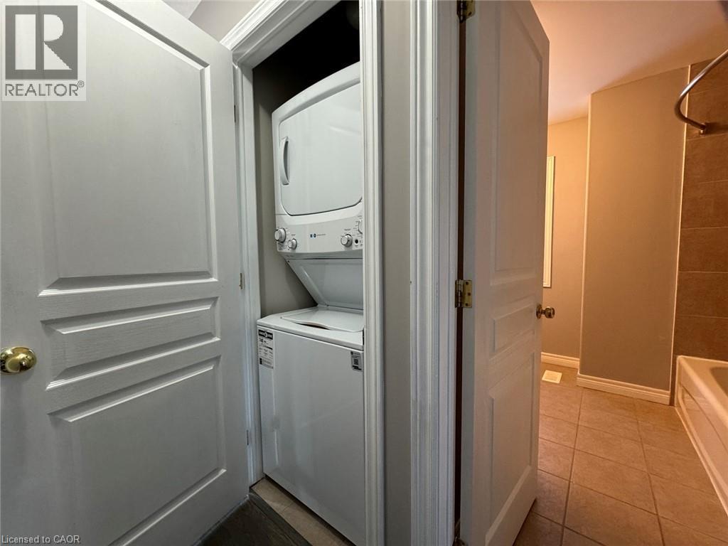 36 Magnificent Way Unit# Upper, Binbrook, Ontario  L0R 1C0 - Photo 17 - 40781398