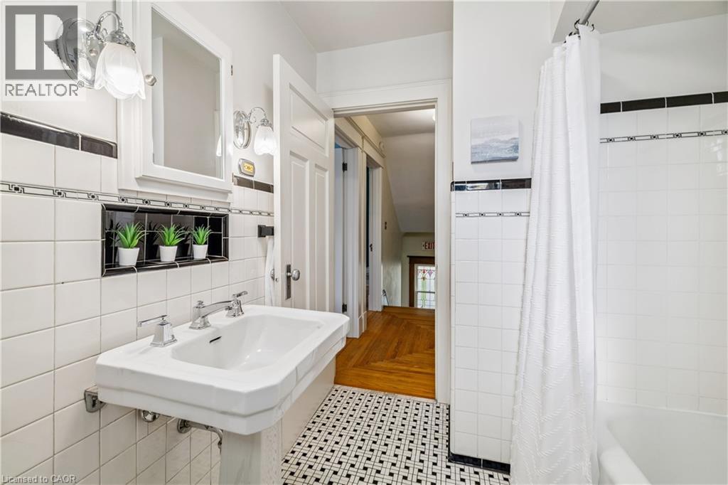 119 Prospect Street S, Hamilton, Ontario  L8M 2Z3 - Photo 31 - 40781373