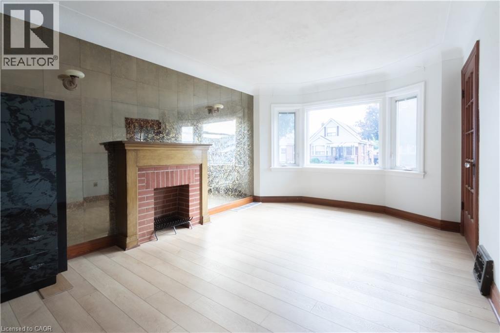 186 Huxley Avenue S, Hamilton, Ontario  L8K 2R3 - Photo 2 - 40767776