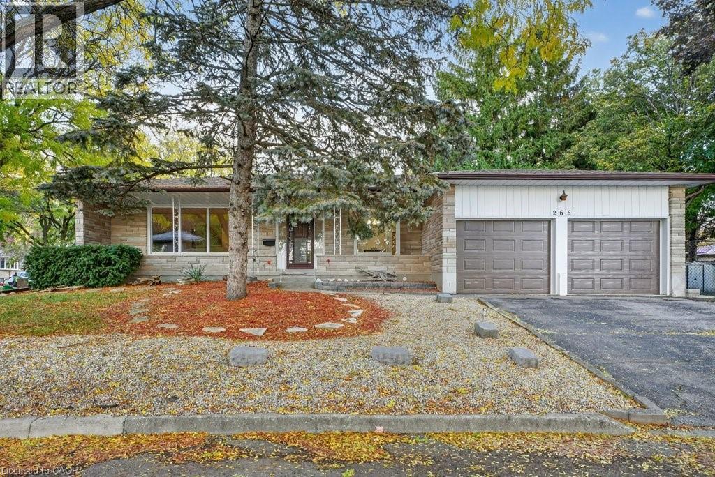 266 GRANGEWOOD Court, Waterloo, Ontario