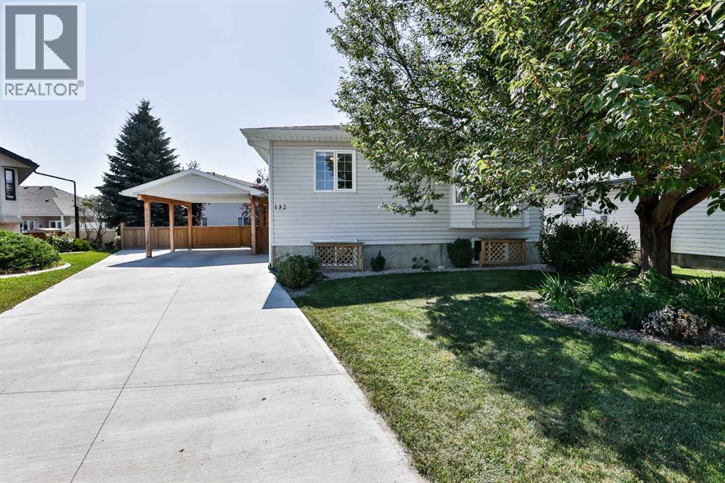 132 Alder Place, Vulcan, Alberta