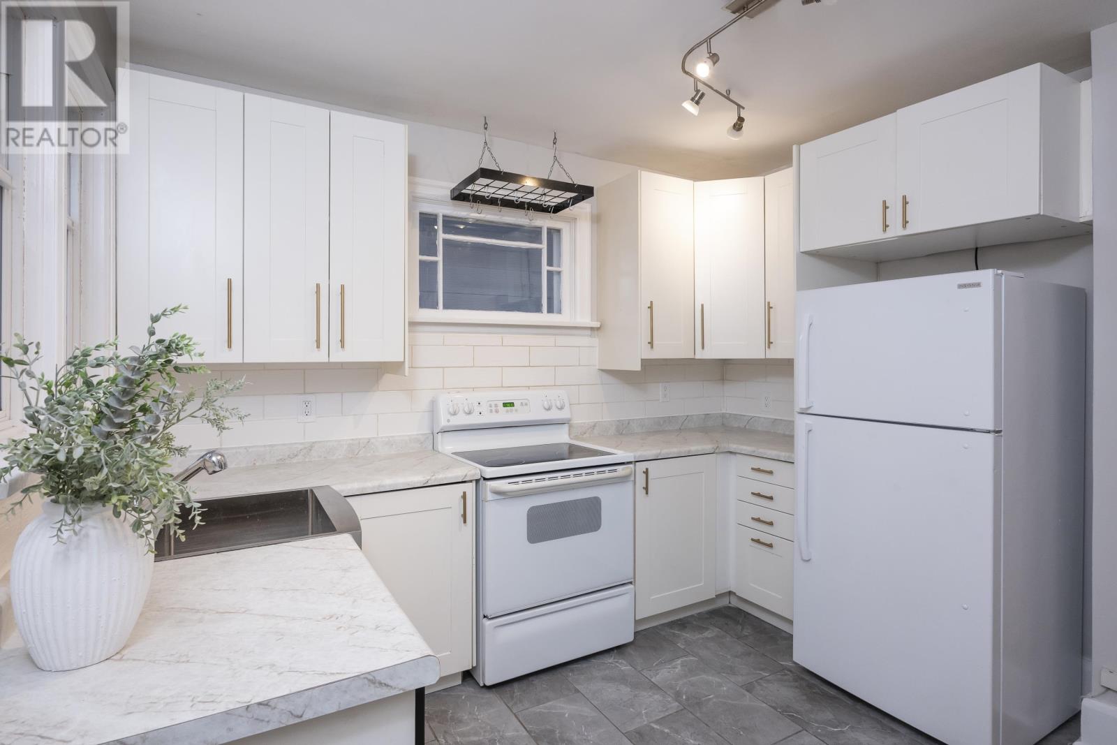 628 Prince Arthur Blvd, Thunder Bay, Ontario  P7C 3M8 - Photo 20 - TB253300