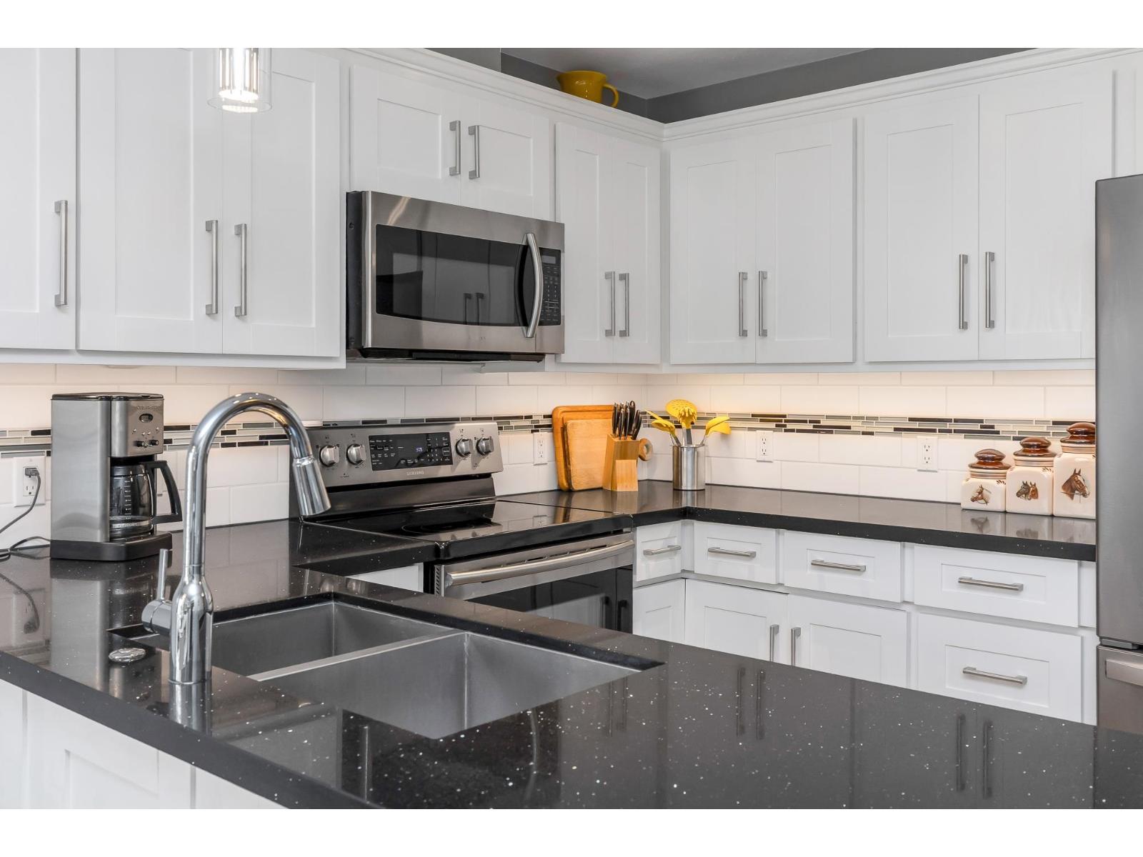 8 33136 Mill Lake Road, Abbotsford, British Columbia  V2S 2A5 - Photo 11 - R3057786