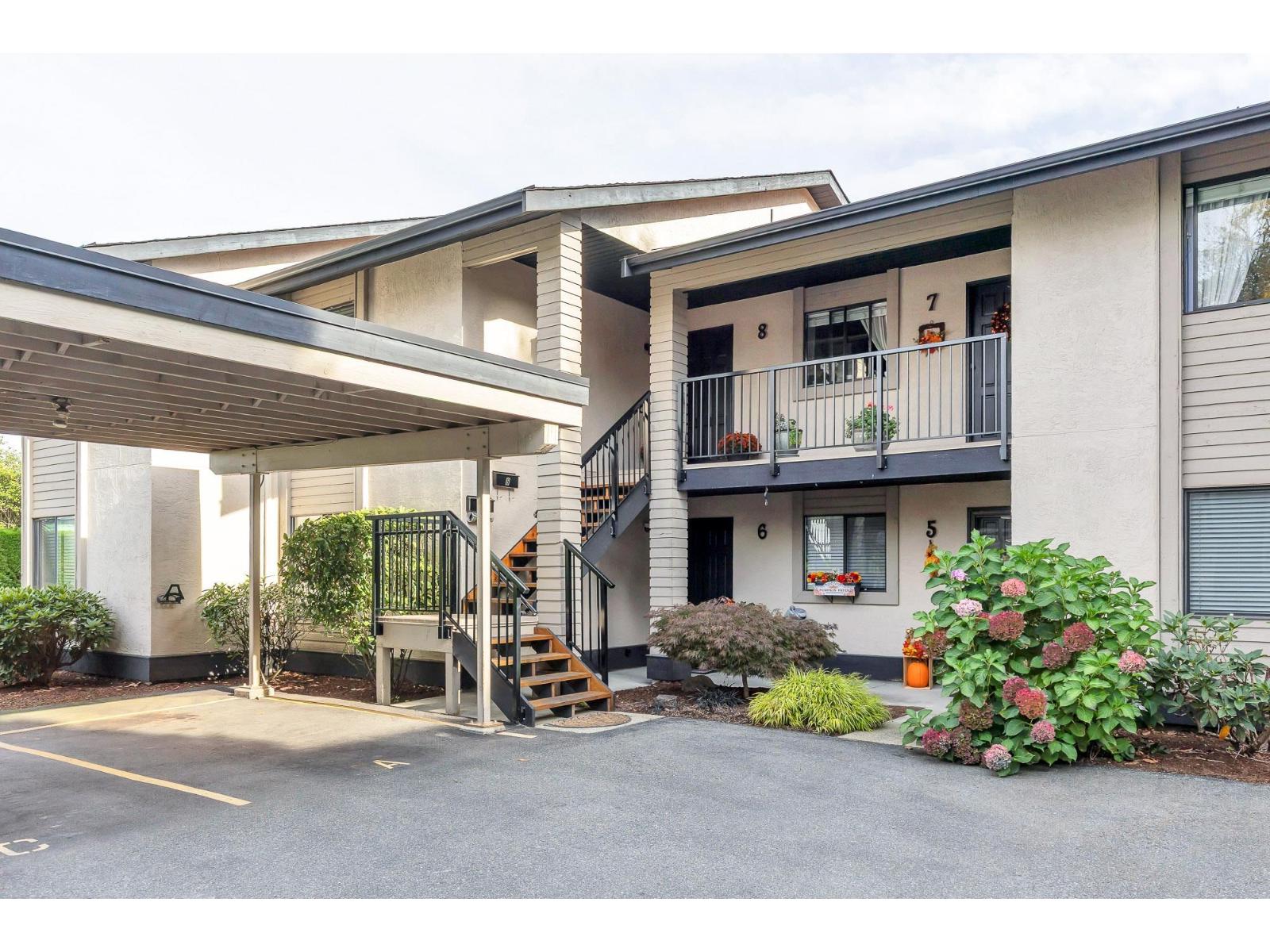 8 33136 Mill Lake Road, Abbotsford, British Columbia  V2S 2A5 - Photo 2 - R3057786