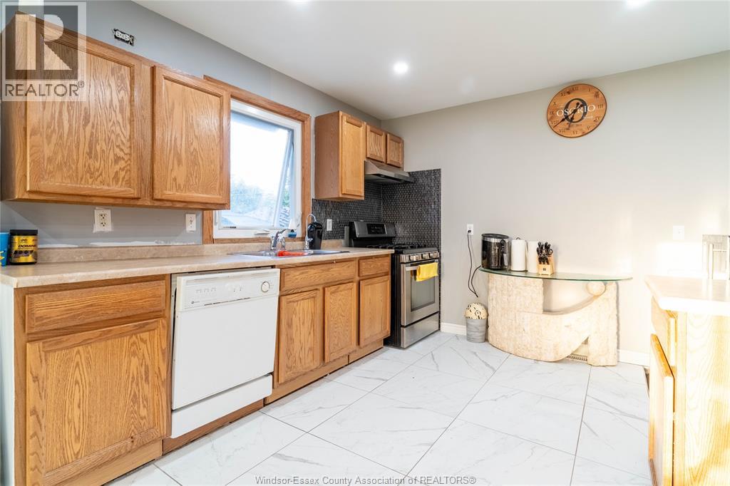 1568 Chandler, Windsor, Ontario  N8Y 4P7 - Photo 11 - 25026949