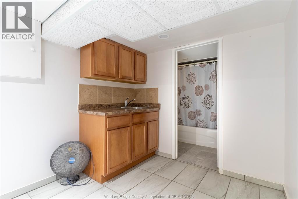 1568 Chandler, Windsor, Ontario  N8Y 4P7 - Photo 22 - 25026949