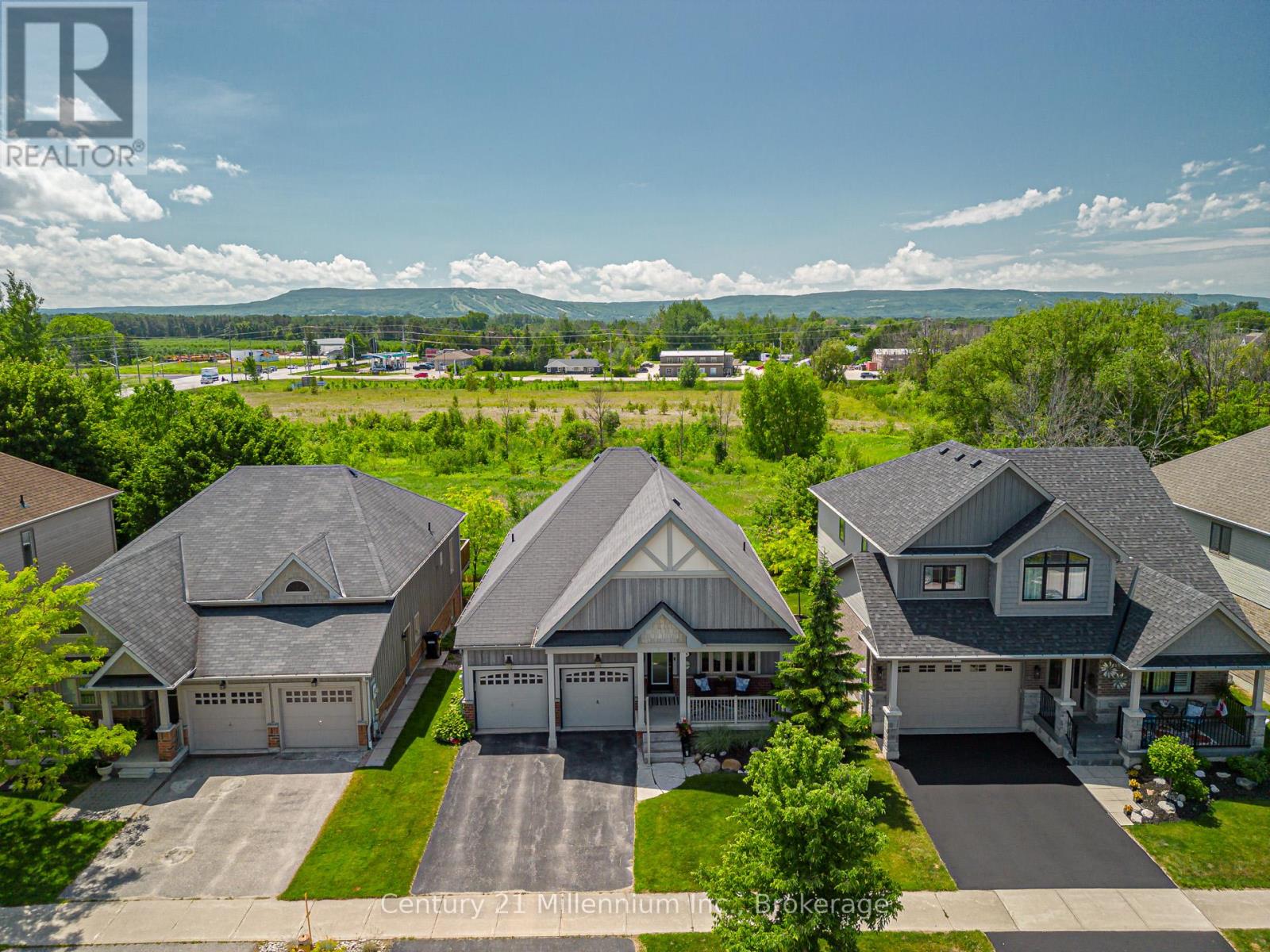 19 HUGHES STREET, Collingwood, Ontario